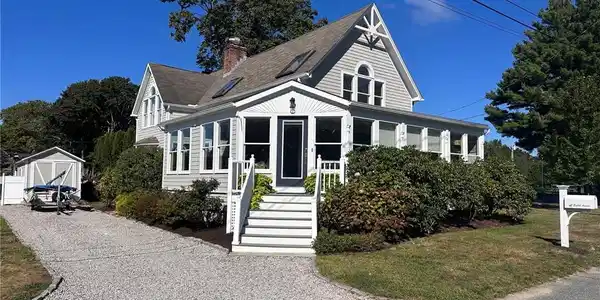41 8th Avenue