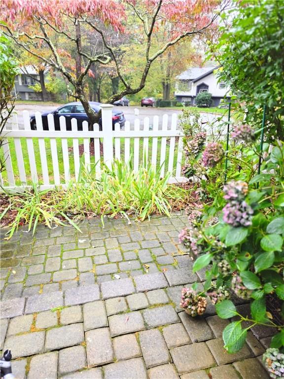 Image 3: Courtyard area