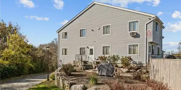 66 Girard Avenue