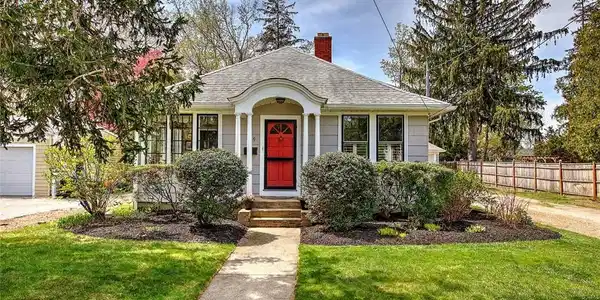 119 Alfred Drowne Road