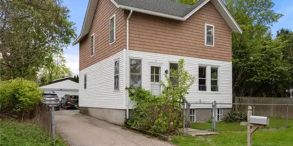 7 Clarke Street