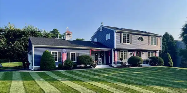 34 Brooks Farm Drive