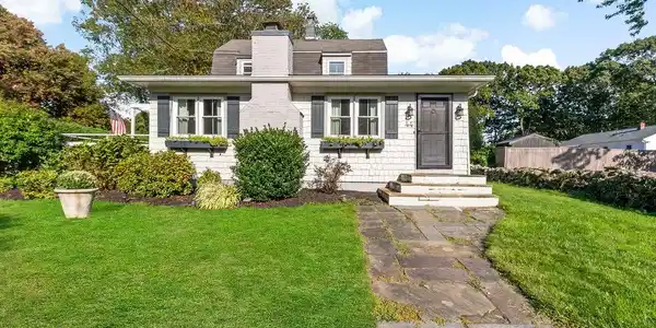 44 Rose Hill Road