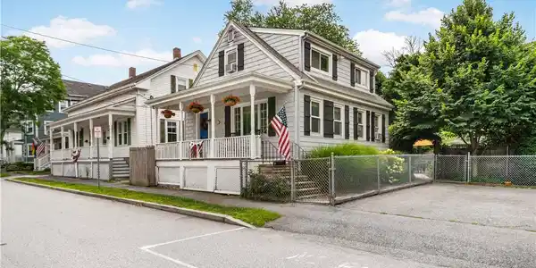 8 Lincoln Avenue