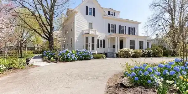 446 Bellevue Avenue