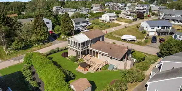 Image 4: Back side of the home