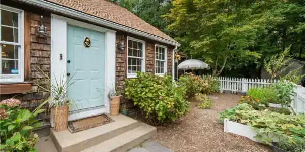 Image 4: Welcome to 76 Nautilus Street, Jamestown