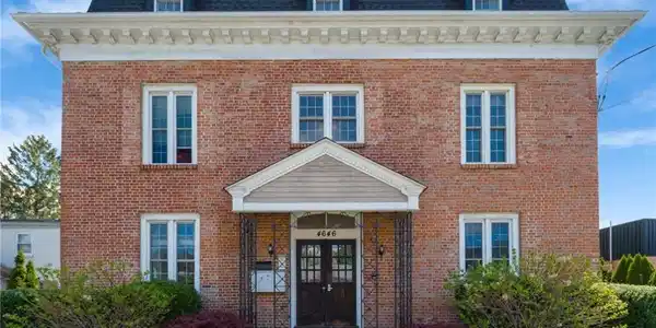 4646 Post Road