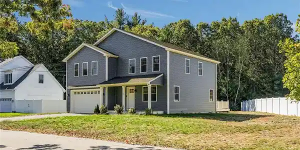 67 Oak Tree Avenue