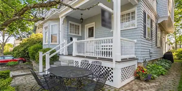Image 2: Sip a cool drink outside on the front porch as you