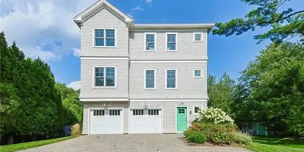 46 Ottawa Trail