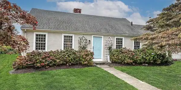 80 Leonard Drive