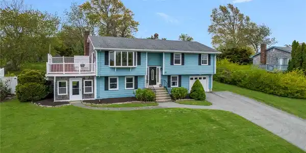 23 Algonquin Drive