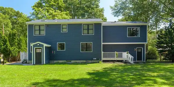 Image 3: Back of home
