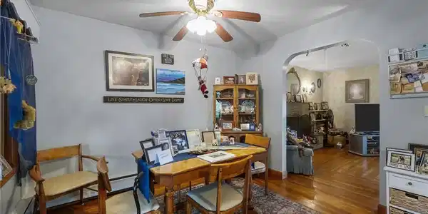Image 4