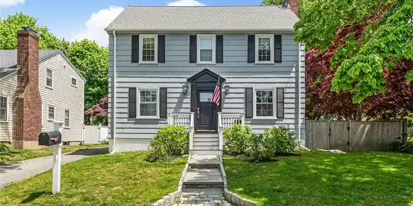 7 Florence Avenue