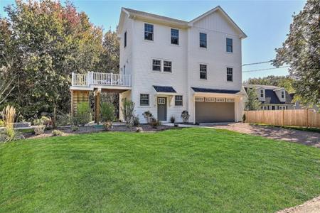 137 Rosebriar Avenue