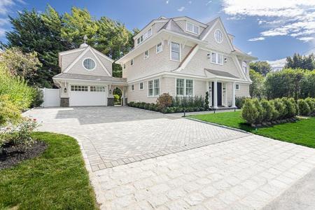 84 Coggeshall Avenue