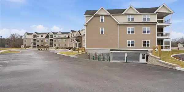 Image 4: View of entrance to heated garage.