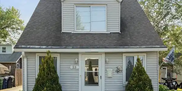23 Huron Street