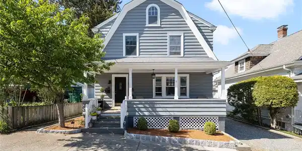 23 Lawn Avenue