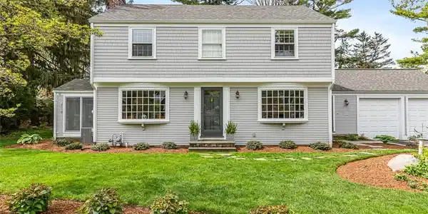 11 Harbour Road