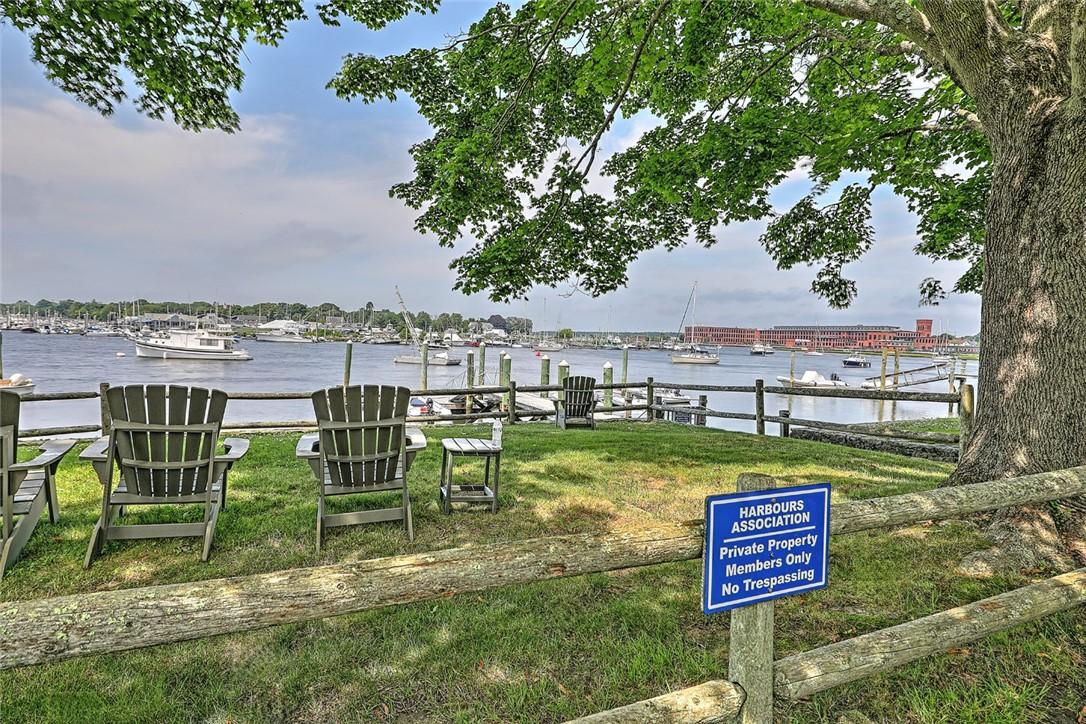 Image 4: Harbours Association with dinghy dock