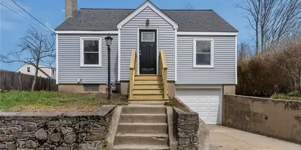 2 Sprague Avenue