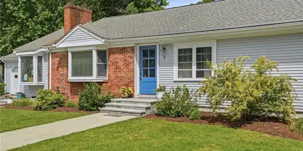 3 Cheshire Drive