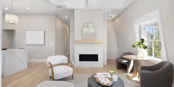 Image 4: living