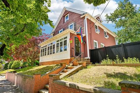 1061 Narragansett Boulevard