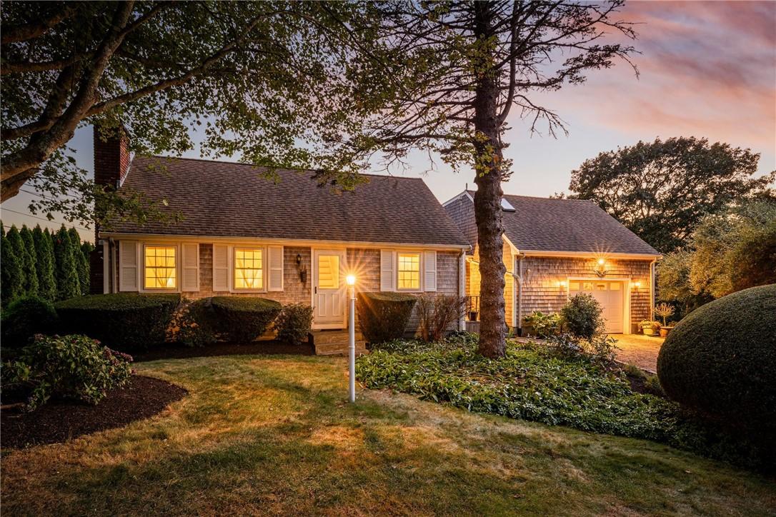 Image 2: Twilight Front of Home