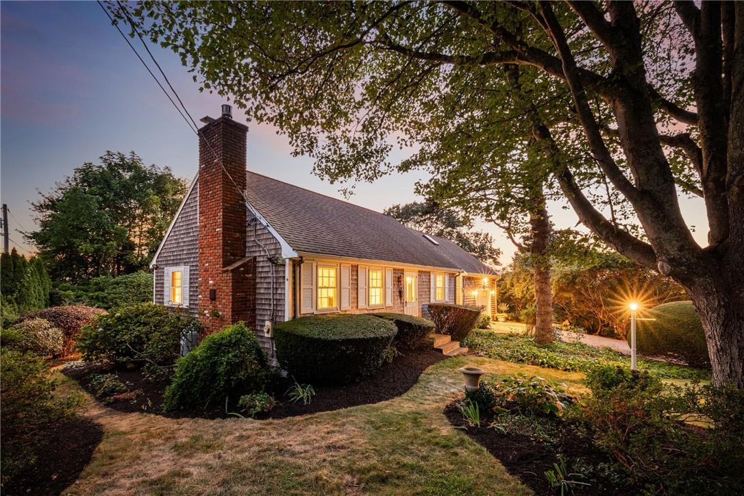 Image 4: Twilight Eastern facing side of home