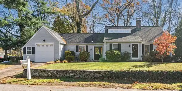 6 Black Creek Lane
