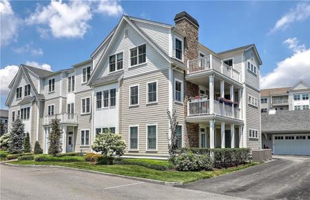34 Kettle Point Avenue