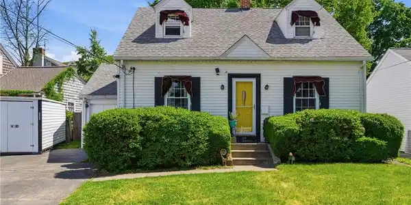 69 Roger Williams Avenue