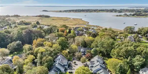 35 Bagy Wrinkle Cove