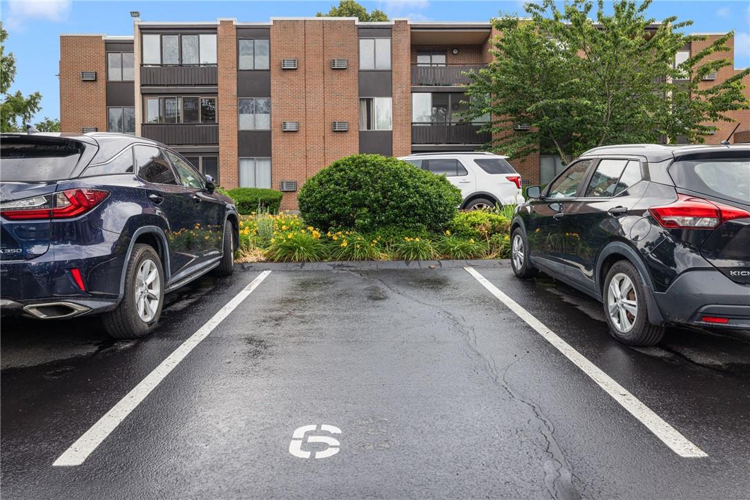 Image 4: Assigned parking #6.