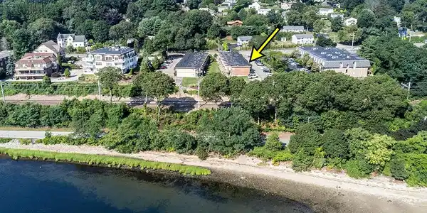3940 Post Road