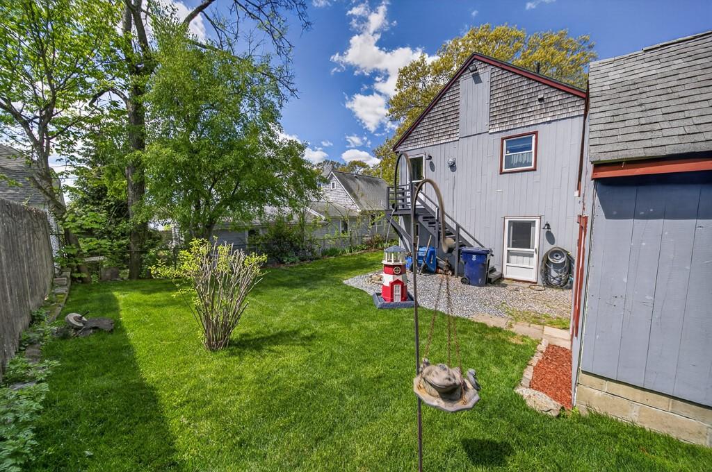 Image 3: Side yard, Great garden area.