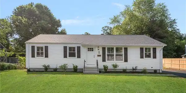60 Webb Avenue