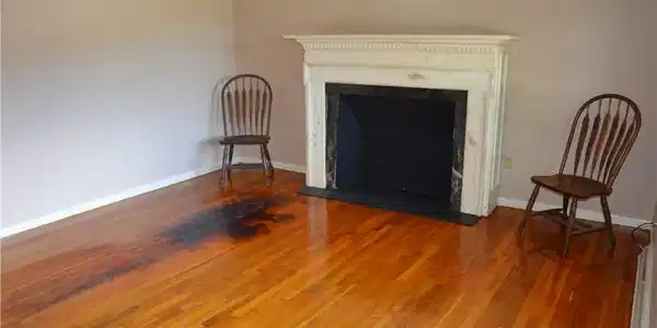 Image 4: Fireplace for decorative purposes only