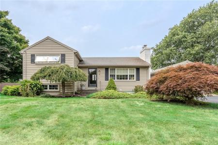 8 Spruce Avenue