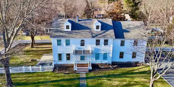 17 Mosher Drive
