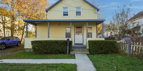 38 Pender Avenue
