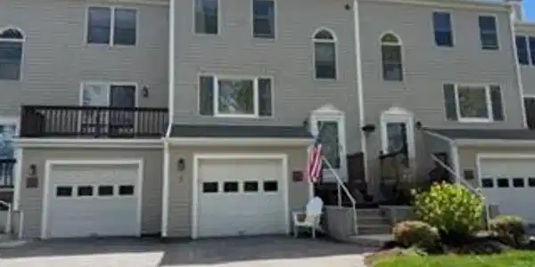414 North Lane