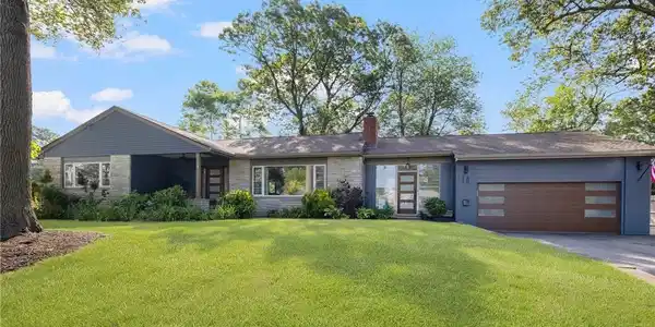 14 Twin Oak Drive