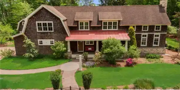 104 Ferry Road