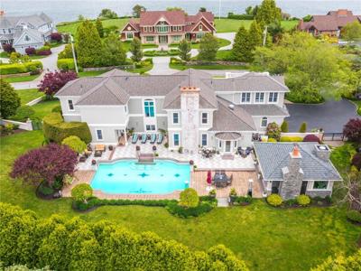 126 Cliff Drive
