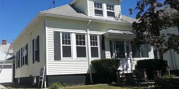 167 Narragansett Street